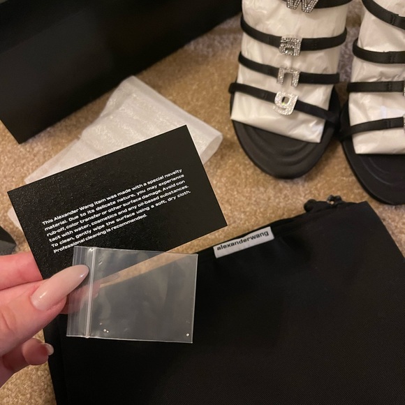 BRAND NEW Alexander Wang Logo Heel Sandal!! - Picture 4 of 5